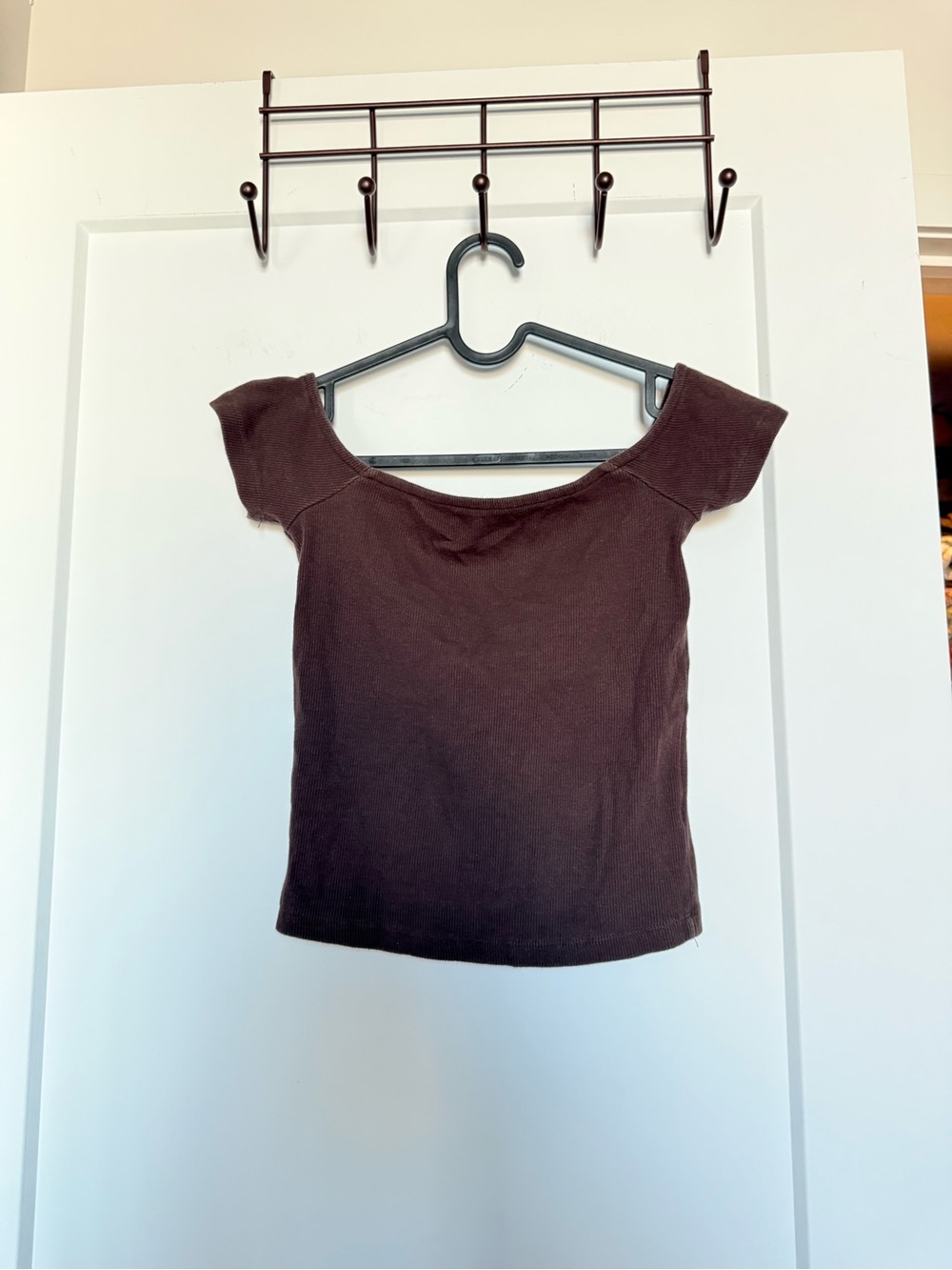 Ardene Brown Off-Shoulder shirt